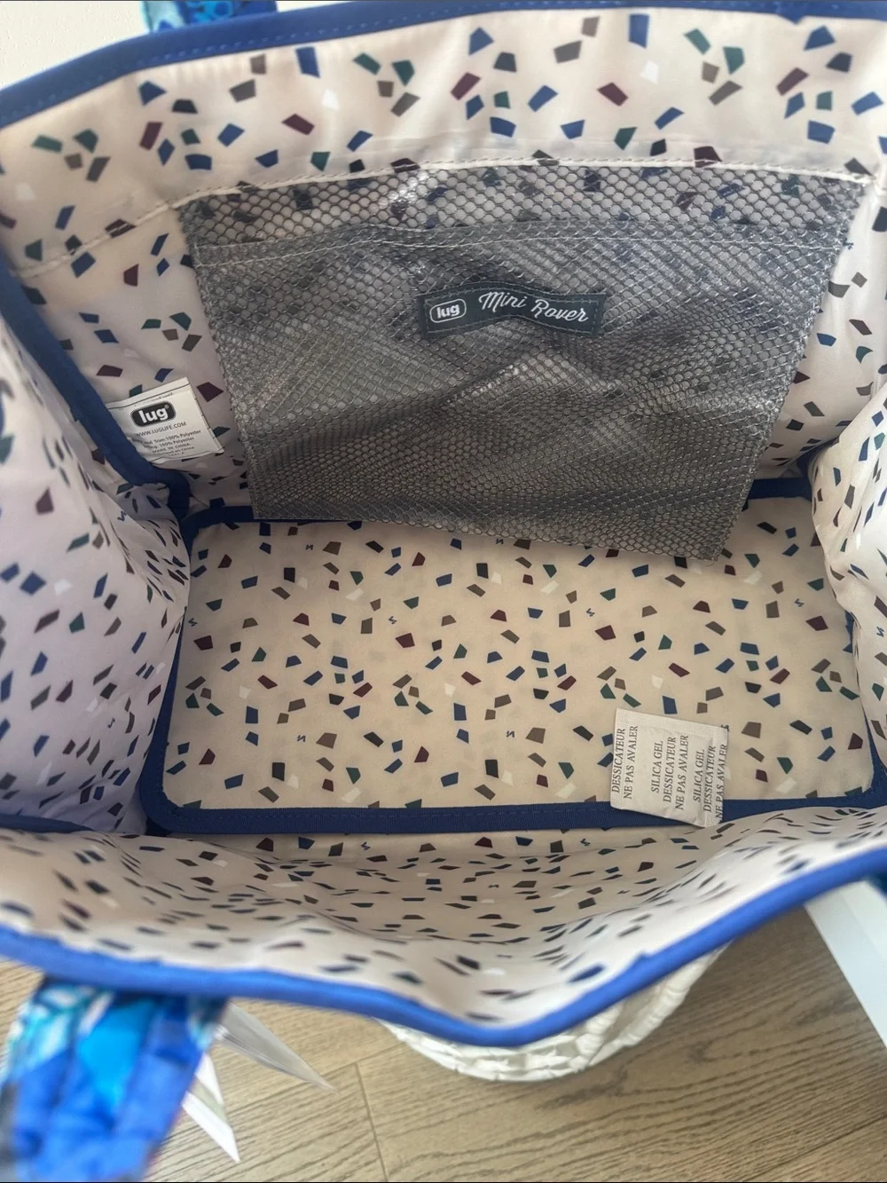 Lug Mini Rover Cobalt Blue Floral-Trim Expandable and collapsible Tote Bag NWT
